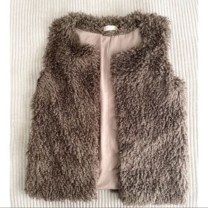 Altar’d State Teddy Plush Vest